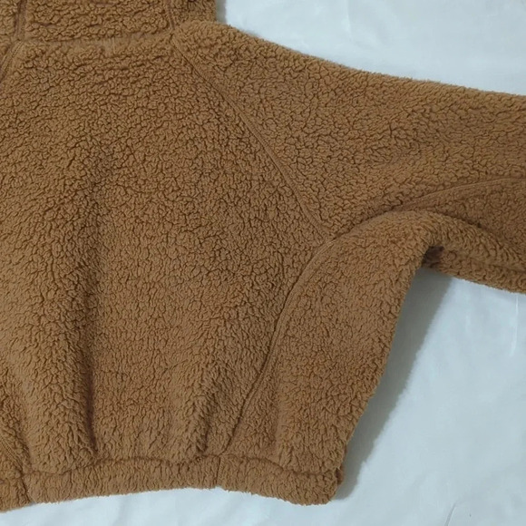 Wild Fable Faux Shearling Full Zip-Up Sweatshirt, Color Light Brown Size M/L - Picture 12 of 14